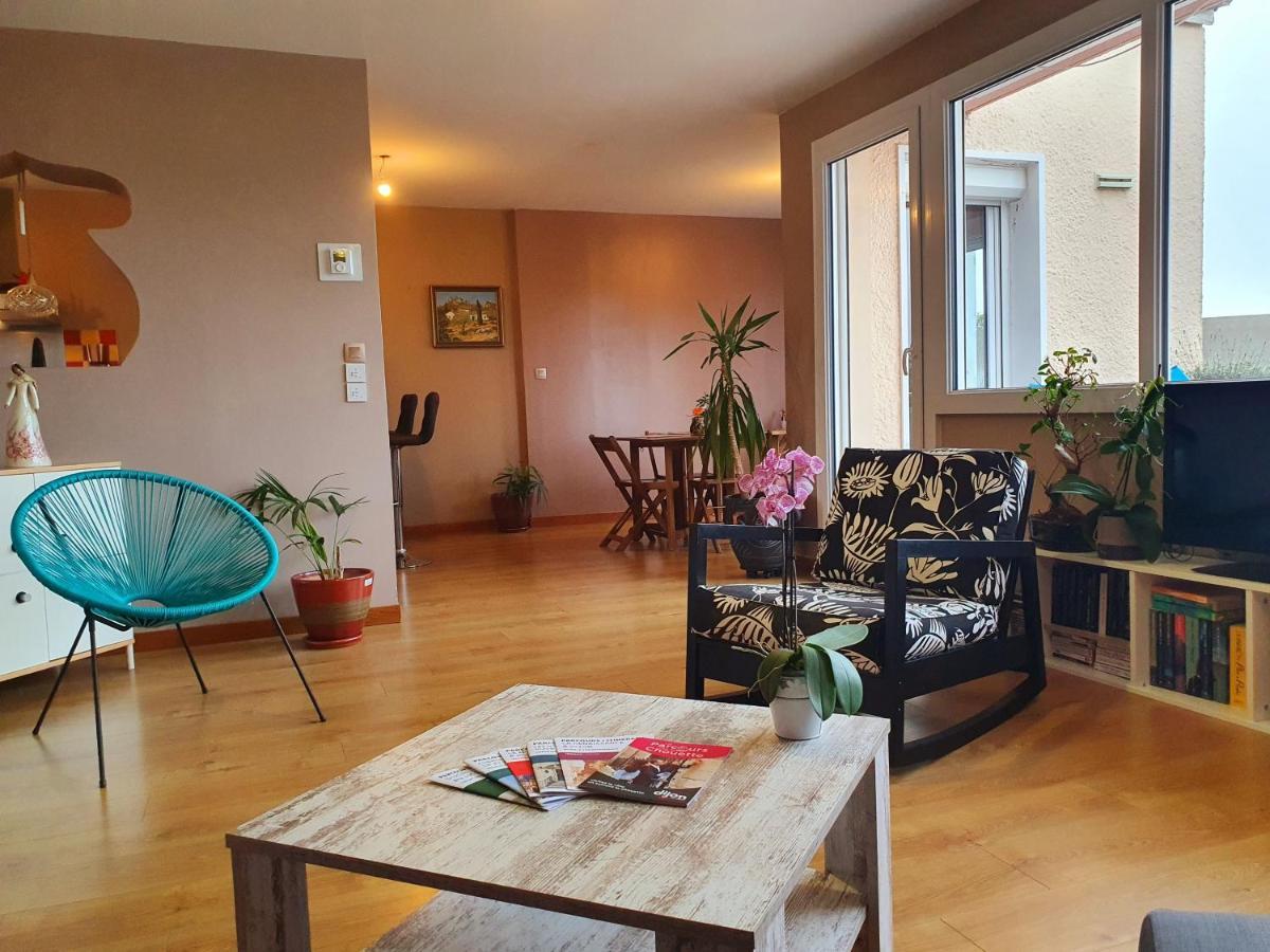 Grand appartement très calme parking et balcon Dijon Extérieur photo