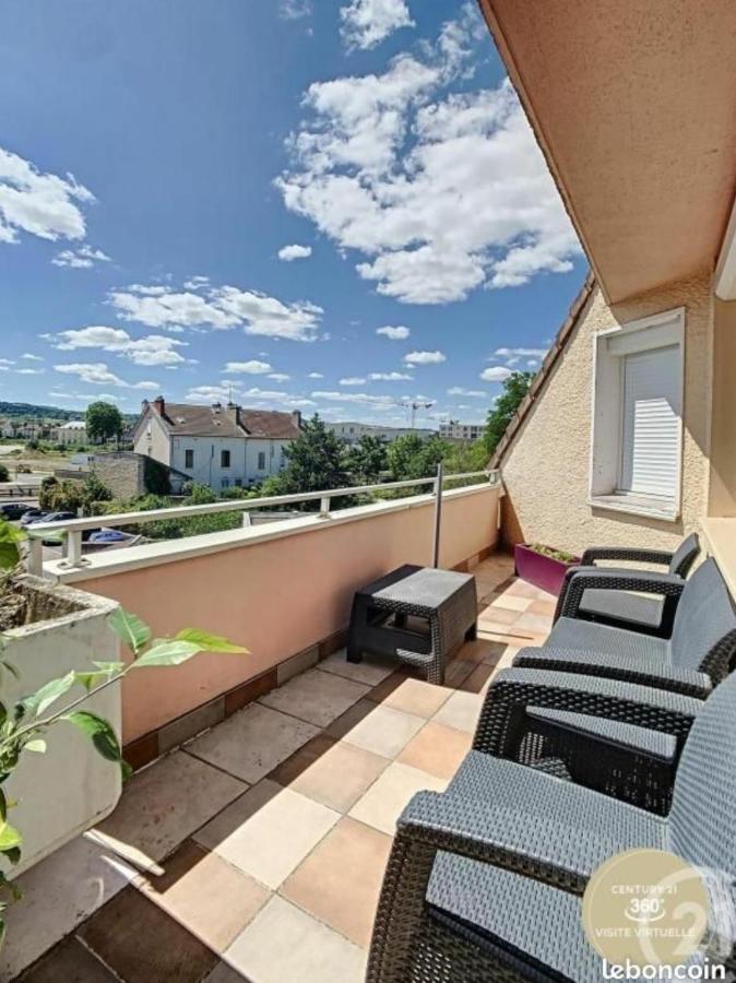 Grand appartement très calme parking et balcon Dijon Extérieur photo